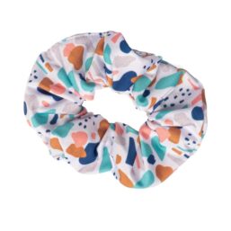 Terrazzo_scrunchie_bila-min (1)