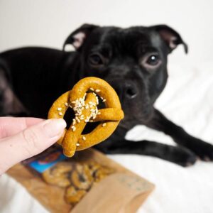 batátové preclíky pro psy od zolly dog bakery